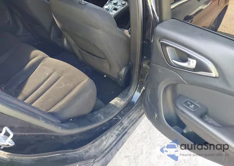 2015 Chrysler 200 Limited из США, поврежденный, VIN 1C3CCCAB2FN688539